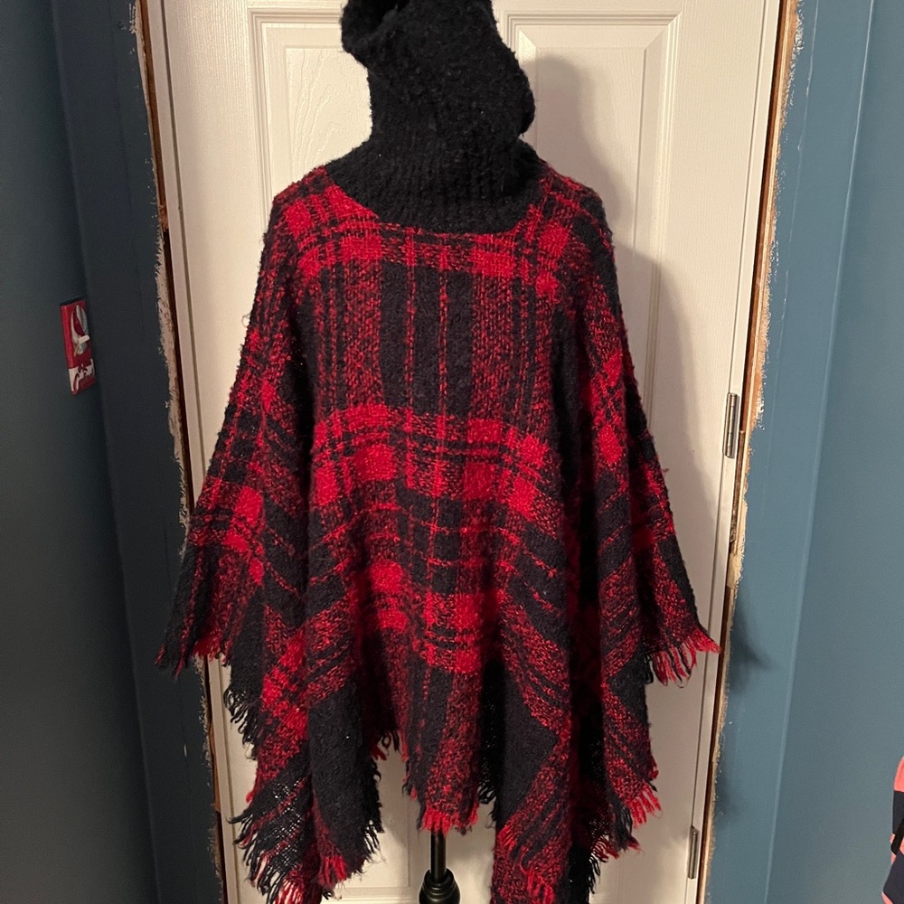 Chic Red and Black Plaid Poncho with Fringe